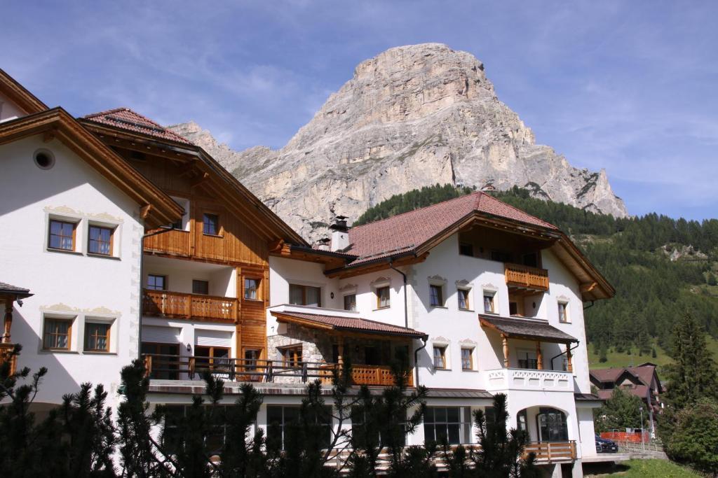 Residence Vila Colfosco Buitenkant foto